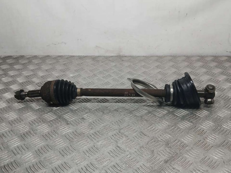 Recambio de transmision delantera izquierda para renault twingo acces referencia OEM IAM 8200482429  