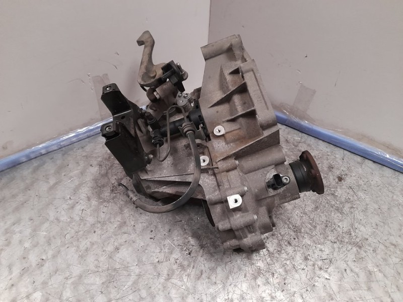 Recambio de caja cambios para skoda fabia (5j2 ) young referencia OEM IAM LVC 09129 5VELOCIDADES
