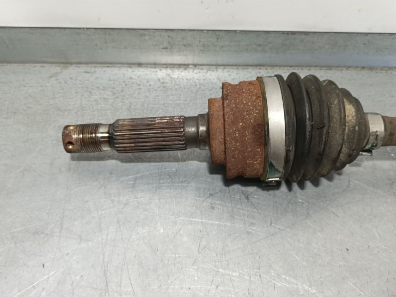 Recambio de transmision trasera izquierda para jeep compass limited referencia OEM IAM 5085141AB  