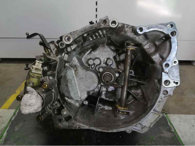 Recambio de caja cambios para peugeot partner (s1) familiar referencia OEM IAM 20TA74 0096655 5VELOCIDADES