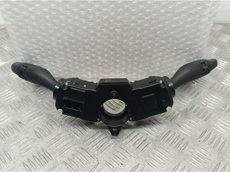 Recambio de mando luces y limpia para kia stonic (ybcuv) drive referencia OEM IAM 93404D4962  