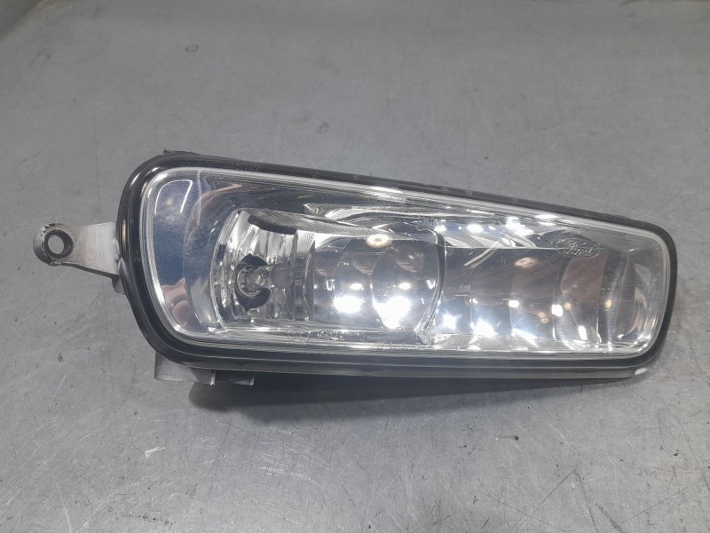 Recambio de faro antiniebla derecho para ford focus iii turnier 1.5 tdci referencia OEM IAM 1874687  