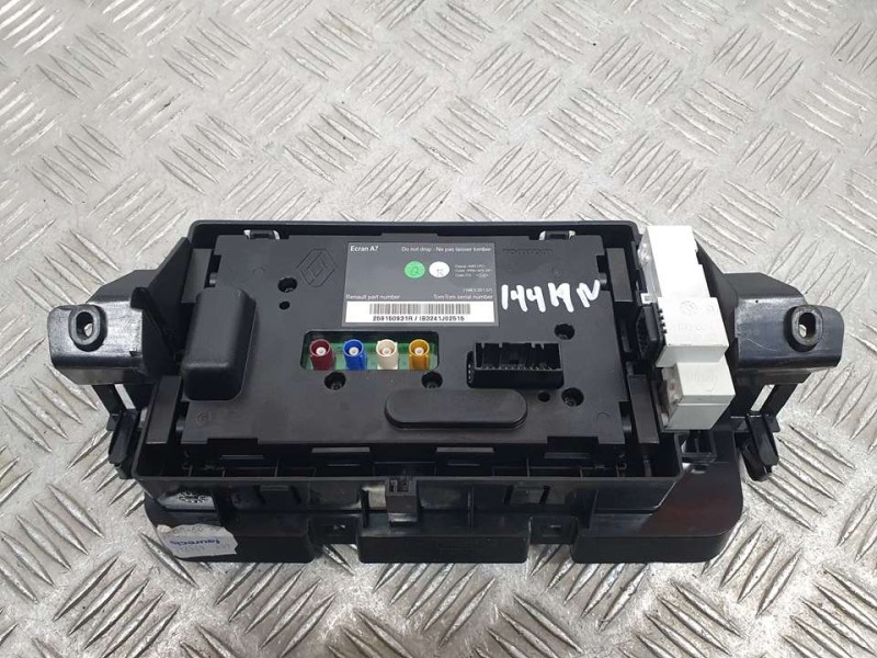 Recambio de sistema navegacion gps para renault megane iii berlina 5 p dynamique referencia OEM IAM 259150931R  