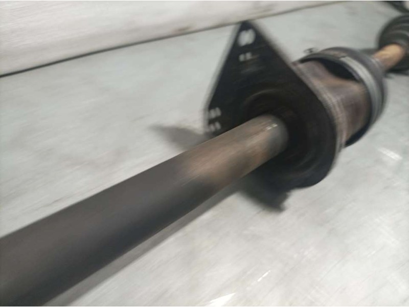 Recambio de transmision delantera derecha para ford fiesta berlina básico referencia OEM IAM 1005395  