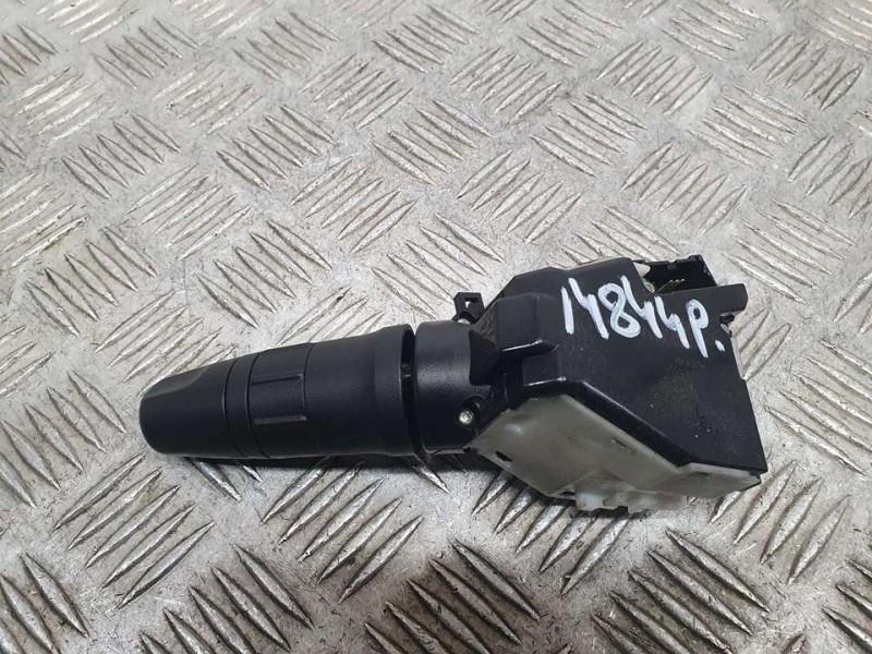 Recambio de mando limpia para nissan nv 200 (m20) evalia premium referencia OEM IAM SIN REF  