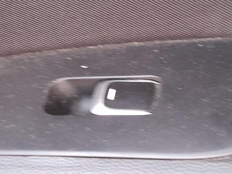 Recambio de mando elevalunas delantero derecho para kia soul ii (ps) 1.6 gdi referencia OEM IAM 93575B2000CA  