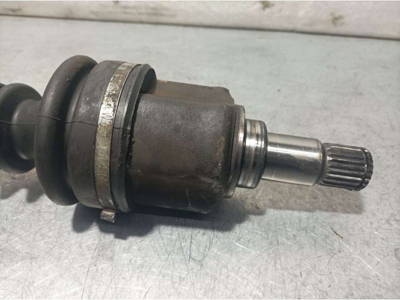 Recambio de transmision delantera izquierda para ford fiesta berlina básico referencia OEM IAM 1005395  