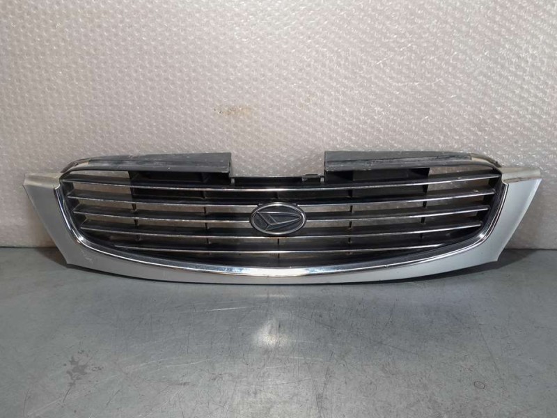 Recambio de rejilla delantera para daihatsu terios (j100) cx referencia OEM IAM 5311187424  TOCADA