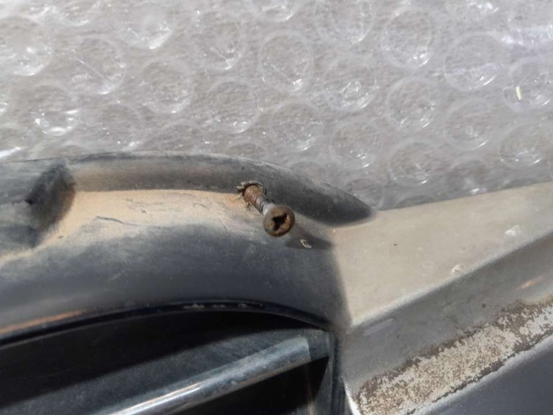 Recambio de rejilla delantera para daihatsu terios (j100) cx referencia OEM IAM 5311187424  TOCADA