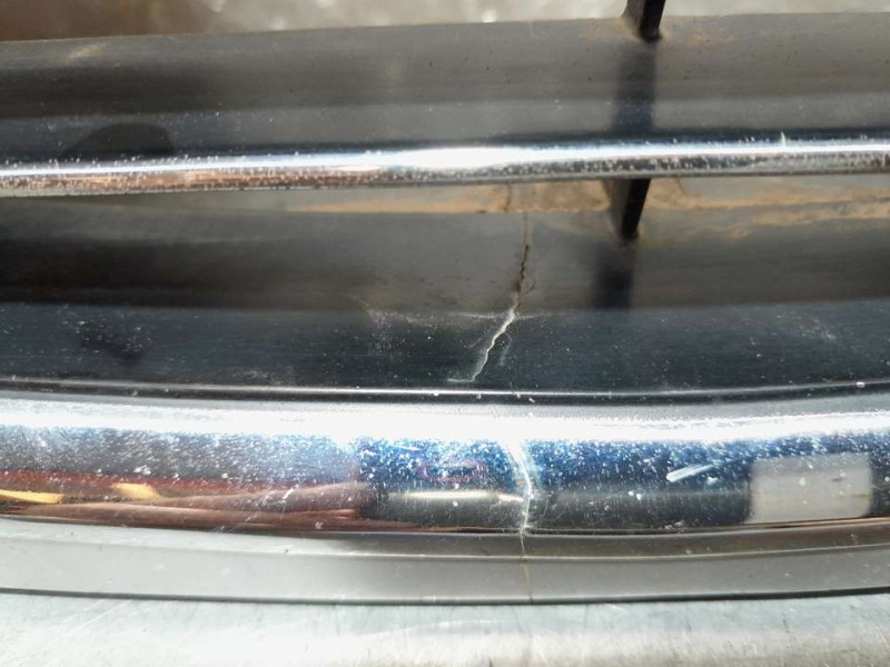 Recambio de rejilla delantera para daihatsu terios (j100) cx referencia OEM IAM 5311187424  TOCADA