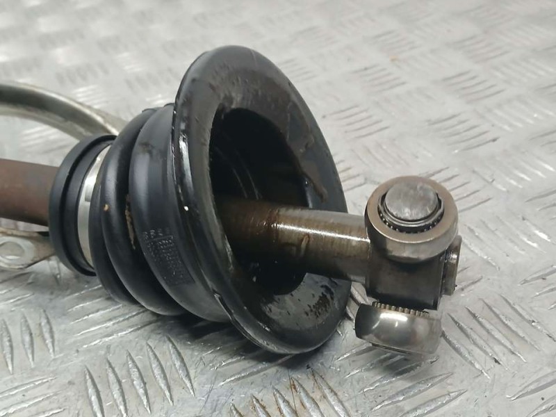 Recambio de transmision delantera izquierda para renault twingo acces referencia OEM IAM 8200482429  