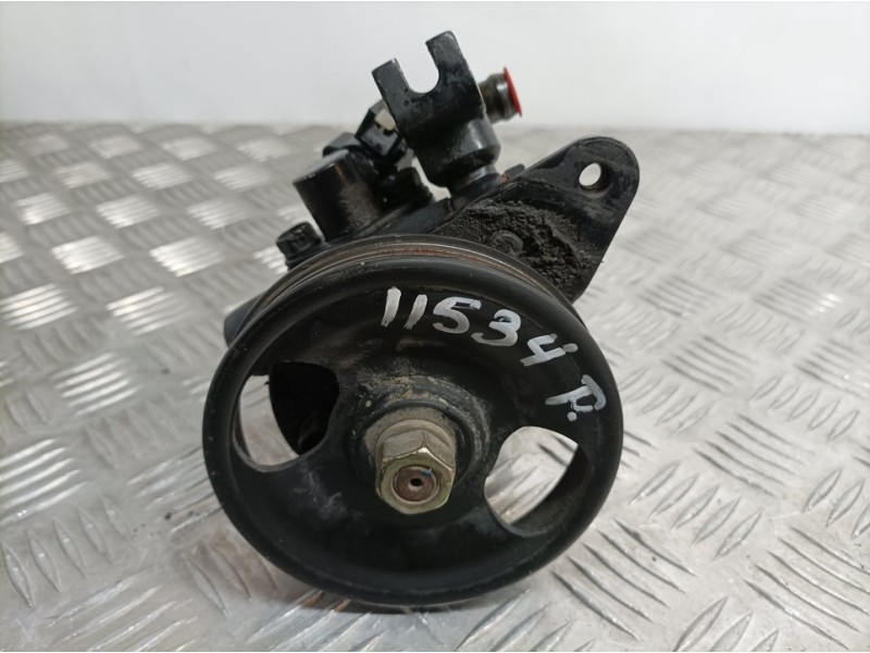 Recambio de bomba direccion para nissan maxima qx (a32) 2,0 slx (1997) referencia OEM IAM   SIN REFERENCIA