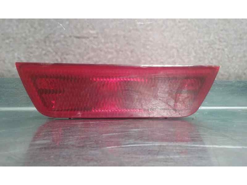 Recambio de faro antiniebla trasero central para nissan micra (k13) acenta referencia OEM IAM   