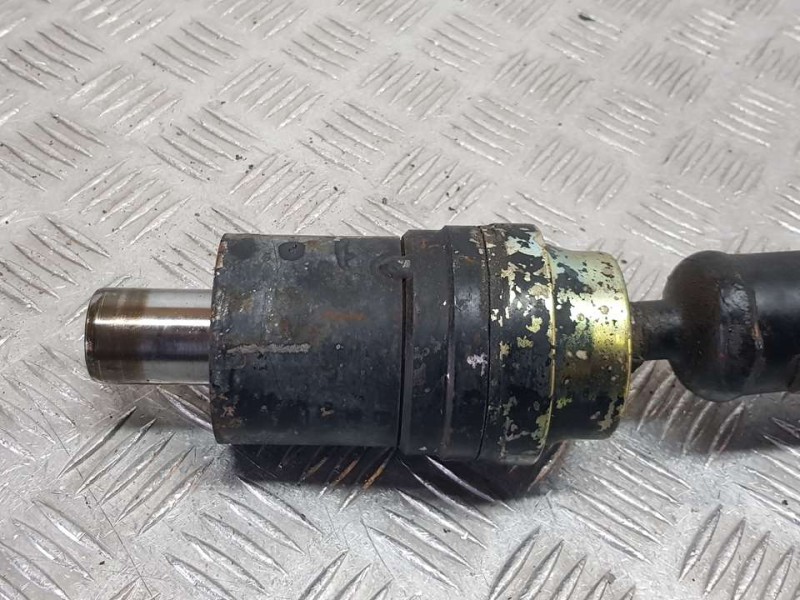 Recambio de transmision central para daihatsu terios (j100) cx referencia OEM IAM 37140B4020  DELANTERA