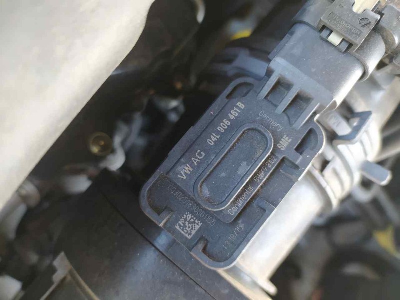 Recambio de caudalimetro para volkswagen polo (6c1) edition bmt referencia OEM IAM 04L906461B  