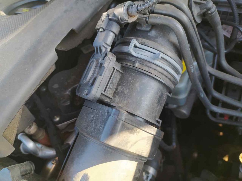 Recambio de caudalimetro para volkswagen polo (6c1) edition bmt referencia OEM IAM 04L906461B  