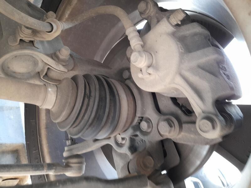 Recambio de mangueta delantera izquierda para kia soul ii (ps) 1.6 gdi referencia OEM IAM 51715B2050  