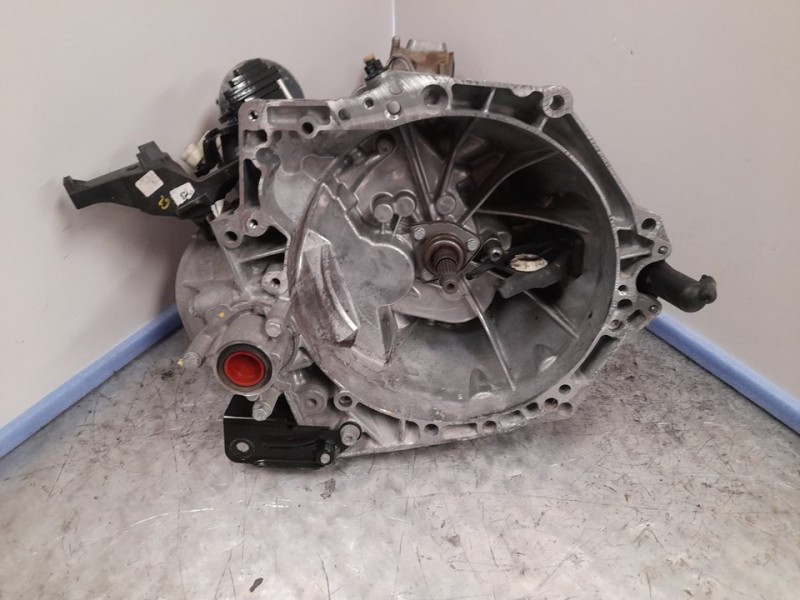 Recambio de caja cambios para citroën berlingo live m referencia OEM IAM 20ET58 8440205B 5VELOCIDADES