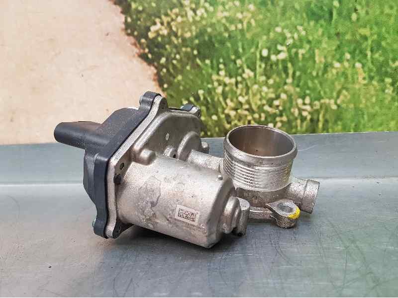 Recambio de caja mariposa egr para volkswagen golf vii lim. (5g1) 1.6 16v tdi dpf referencia OEM IAM 04L131501 A2C96089300 CONTI