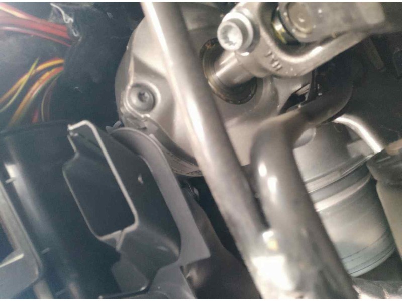 Recambio de columna direccion para volkswagen polo (6c1) edition bmt referencia OEM IAM 6C1423510CE  ELECTRO-MECANICA