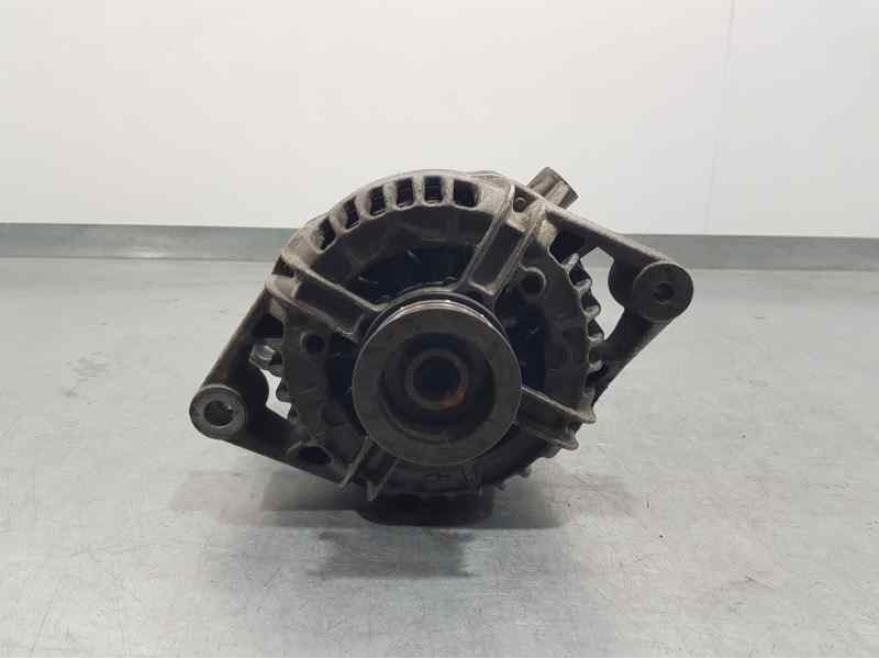 Recambio de alternador para opel astra g berlina club referencia OEM IAM 90561971 0124415002 BOSCH