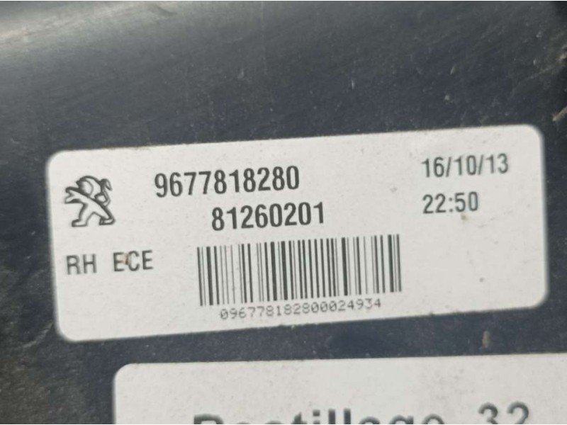 Recambio de piloto trasero derecho para peugeot 308 active referencia OEM IAM 9677818280  INTERIOR