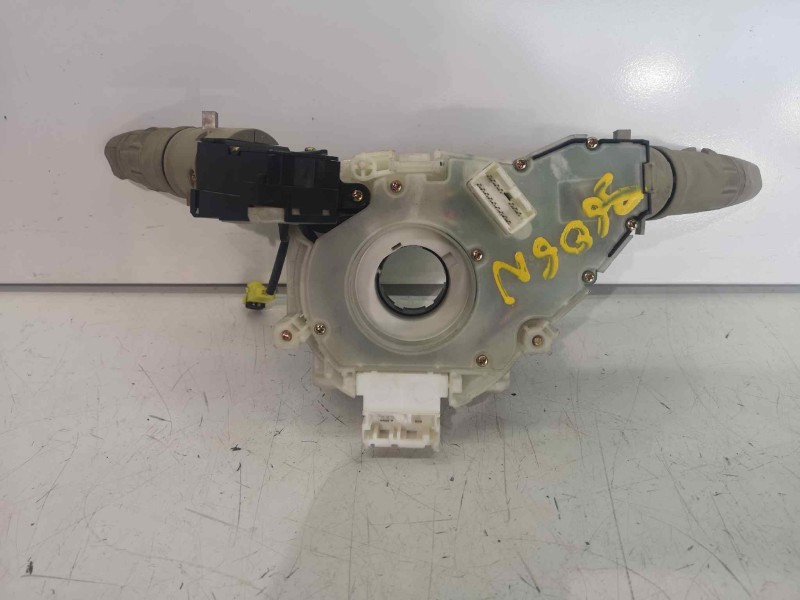 Recambio de mando luces y limpia para nissan micra (k12e) 1.2 cat referencia OEM IAM 25560AX722  