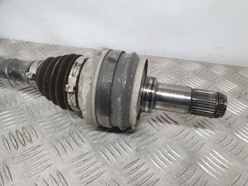 Recambio de transmision trasera derecha para lexus is 300h referencia OEM IAM SIN REF  