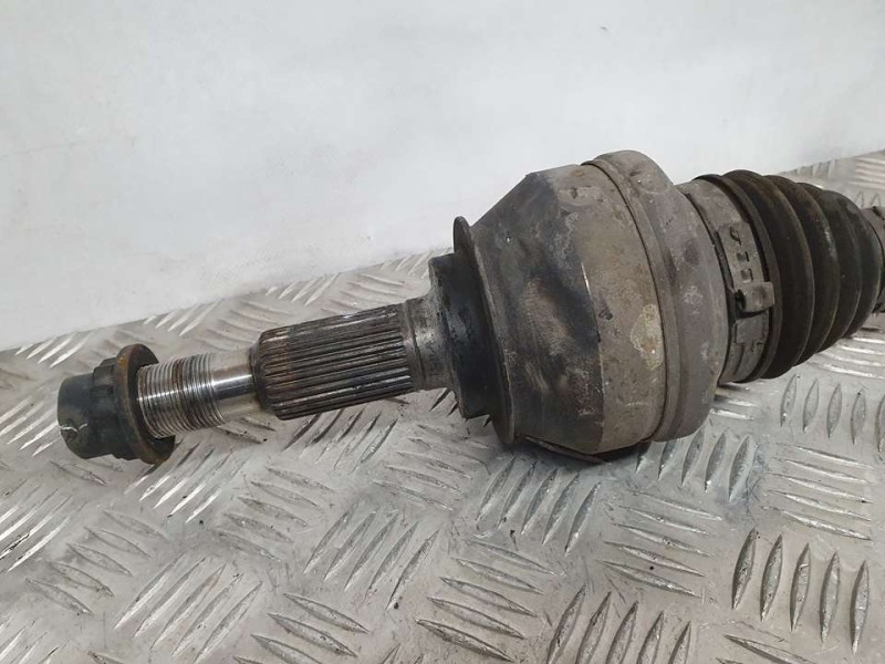 Recambio de transmision trasera derecha para lexus is 300h referencia OEM IAM SIN REF  