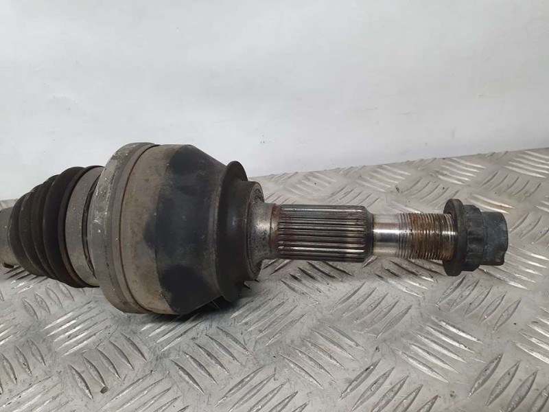 Recambio de transmision trasera izquierda para lexus is 300h referencia OEM IAM SIN REF  