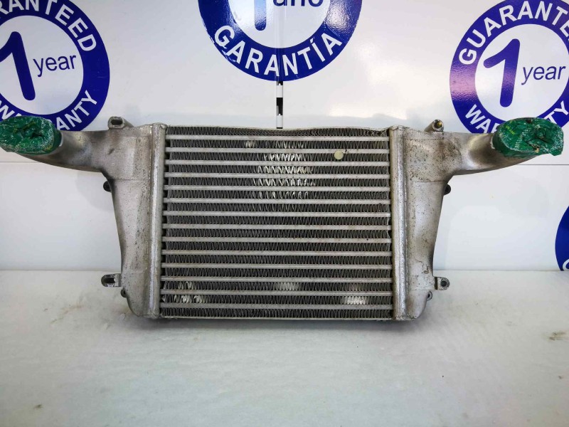 Recambio de intercooler para nissan cabstar chasis cabina referencia OEM IAM 33041  BEHR