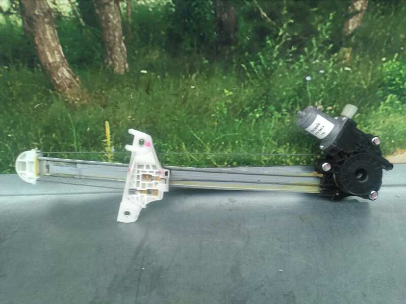 Recambio de elevalunas trasero derecho para suzuki baleno glx referencia OEM IAM HA2621006340 8343076M00 ELECTRICO 2 PINS