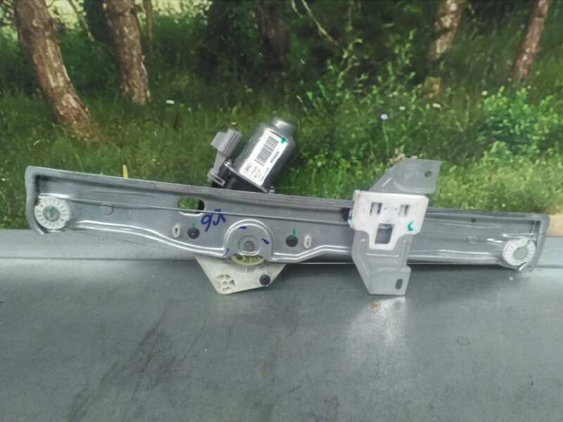 Recambio de elevalunas trasero derecho para suzuki baleno glx referencia OEM IAM HA2621006340 8343076M00 ELECTRICO 2 PINS