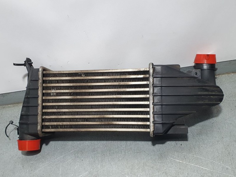 Recambio de intercooler para opel astra h berlina enjoy referencia OEM IAM 13128926  