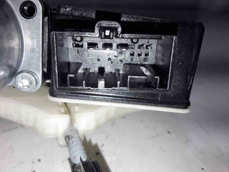 Recambio de elevalunas trasero izquierdo para volkswagen polo advance referencia OEM IAM  6 PINS ELECTRICO