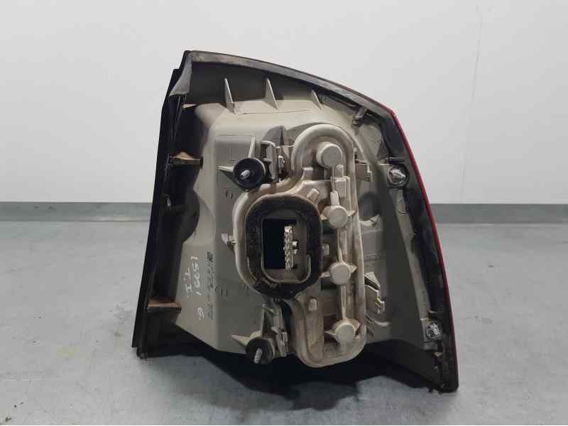 Recambio de piloto trasero izquierdo para opel astra g berlina club referencia OEM IAM 13110929  TOCADO