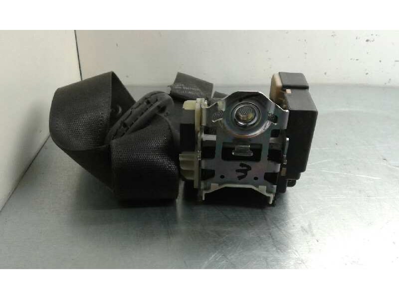 Recambio de cinturon seguridad delantero izquierdo para opel corsa c 1.7 16v cdti referencia OEM IAM 33016043 65446 