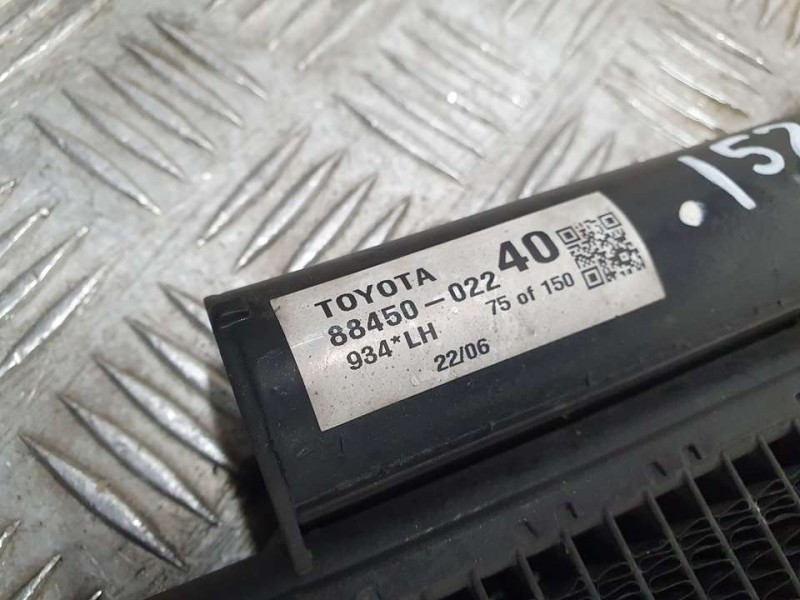 Recambio de condensador / radiador aire acondicionado para toyota corolla (e12) 1.4 d-4d luna compact referencia OEM IAM 8845002