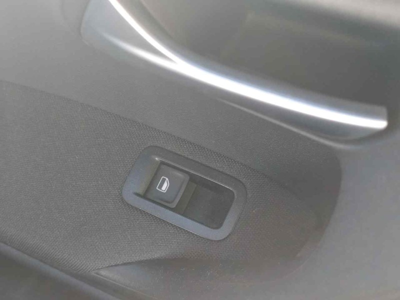 Recambio de mando elevalunas trasero izquierdo para volkswagen polo (6c1) edition bmt referencia OEM IAM 6C0959855  