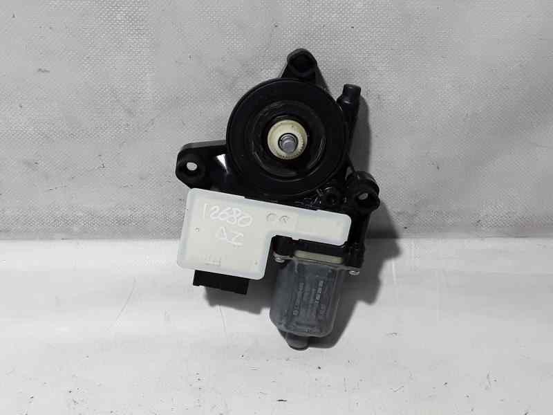 Recambio de motor elevalunas delantero izquierdo para volkswagen polo advance referencia OEM IAM  12 PINS 