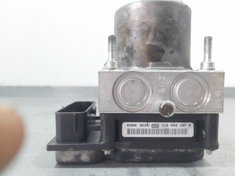 Recambio de abs para kia cee´d hatchback (ed) 1.4 cvvt referencia OEM IAM 0265039609  