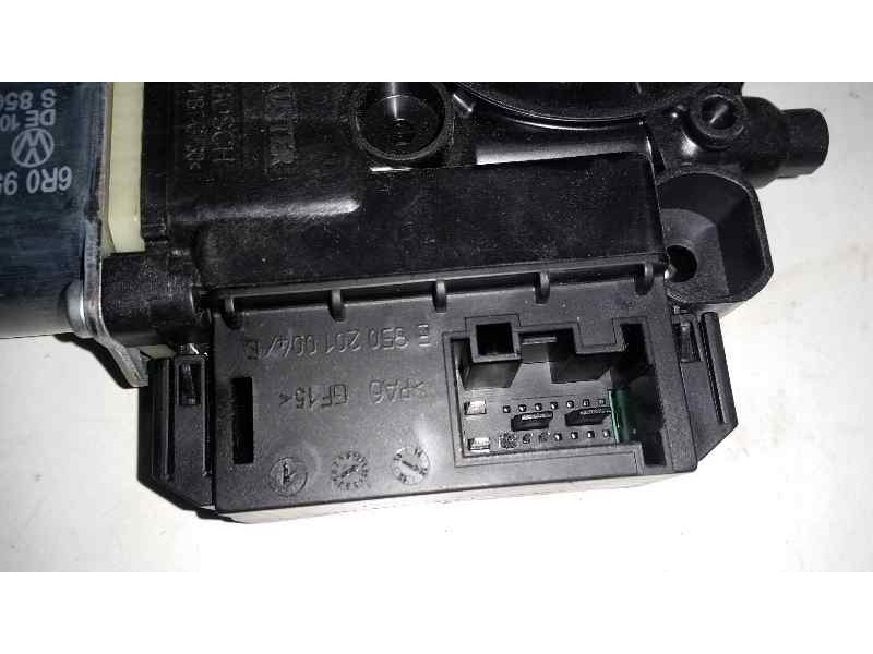 Recambio de motor elevalunas trasero izquierdo para volkswagen polo (6c1) comfortline bluemotion referencia OEM IAM  5 PINS ELEC