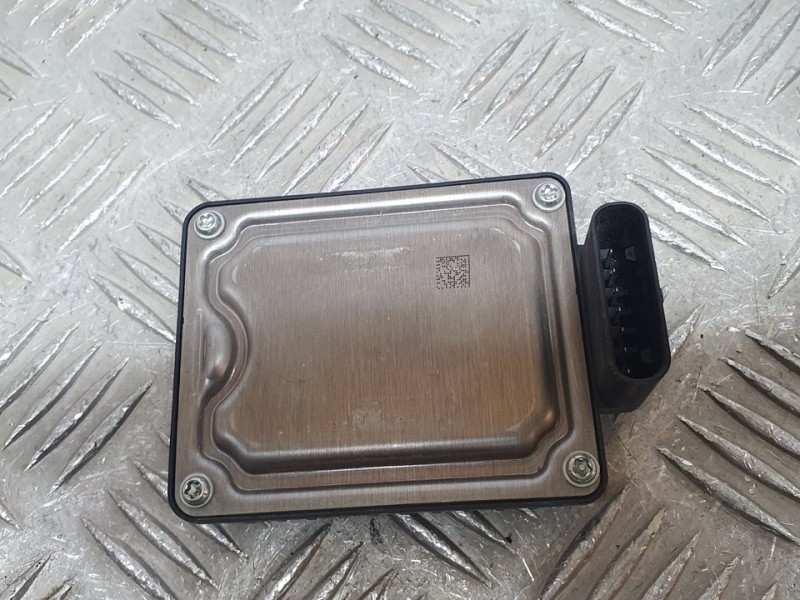 Recambio de radar de distancias para volkswagen polo advance referencia OEM IAM 2Q0907561B A2C76090209 CONTINENTAL