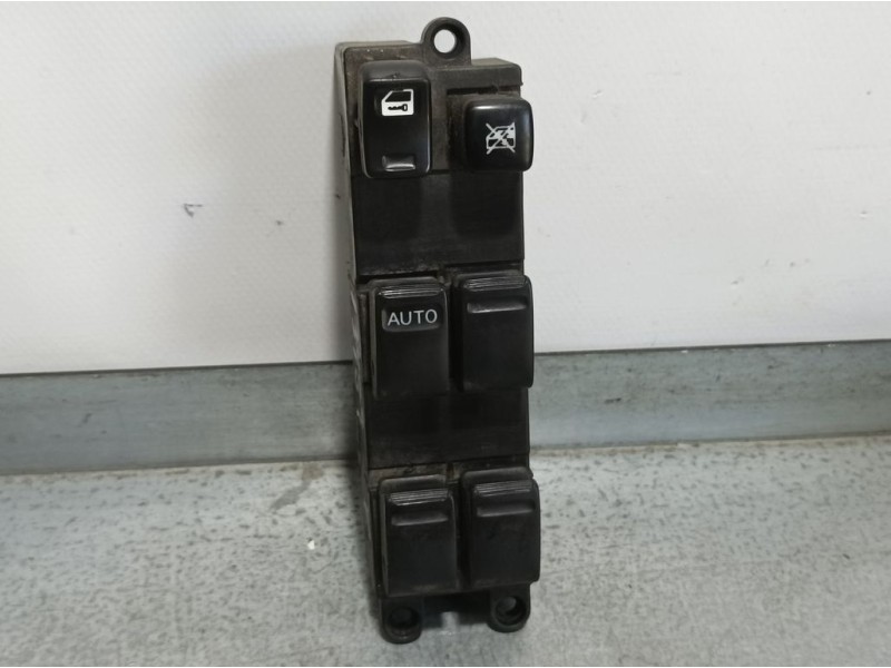 Recambio de mando elevalunas delantero izquierdo para nissan almera (n16/e) acenta referencia OEM IAM 25401BU815  