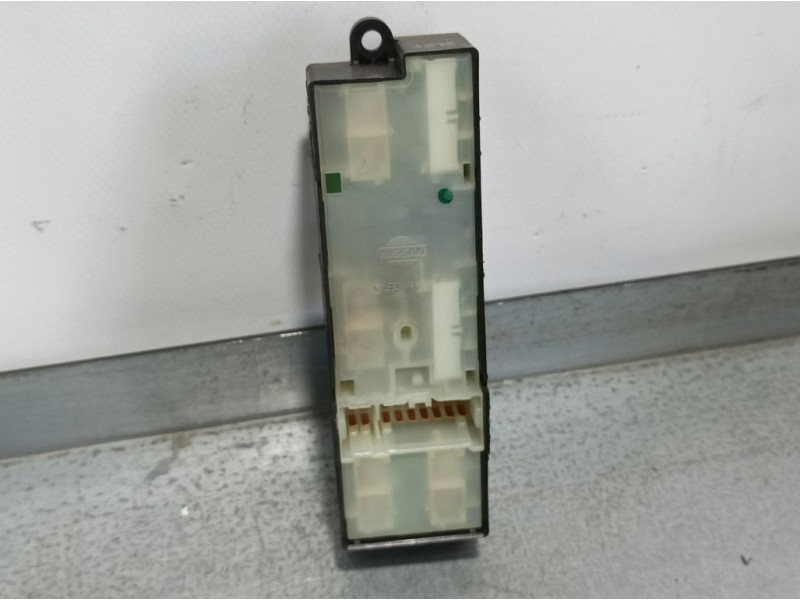 Recambio de mando elevalunas delantero izquierdo para nissan almera (n16/e) acenta referencia OEM IAM 25401BU815  