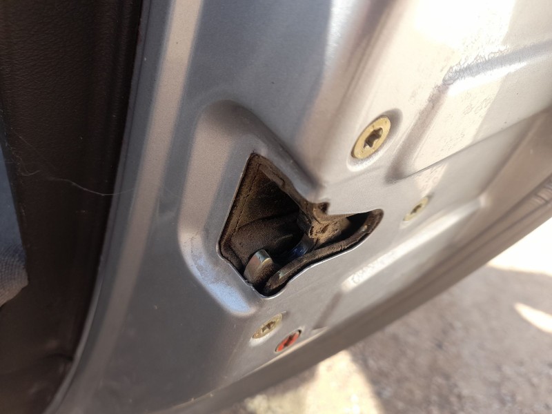 Recambio de cerradura puerta trasera derecha para peugeot 307 (3a/c) 2.0 hdi 90 referencia OEM IAM 9138A4  