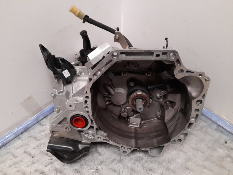 Recambio de caja cambios para renault clio v business referencia OEM IAM JH3925 R015432 5VELOCIDADES