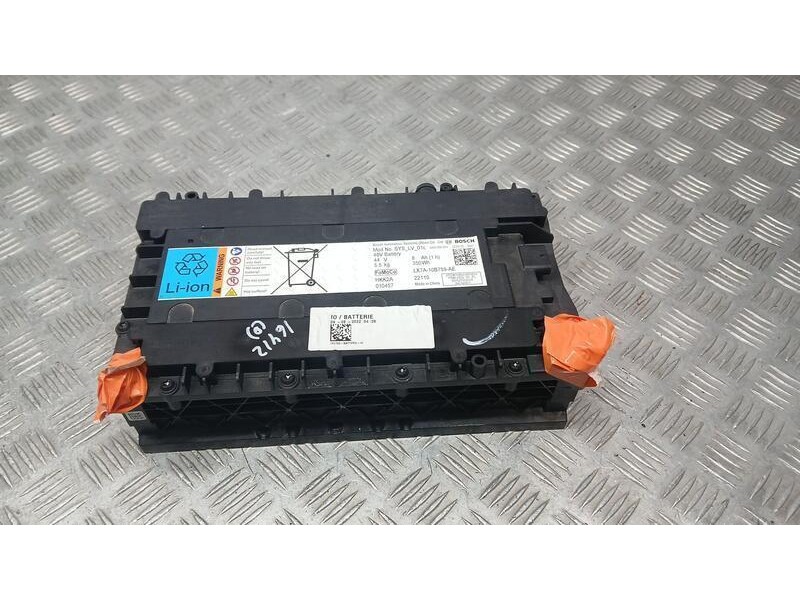 Recambio de bateria para ford focus st-line referencia OEM IAM LX7A10OB759AE BOSCH 044200503A