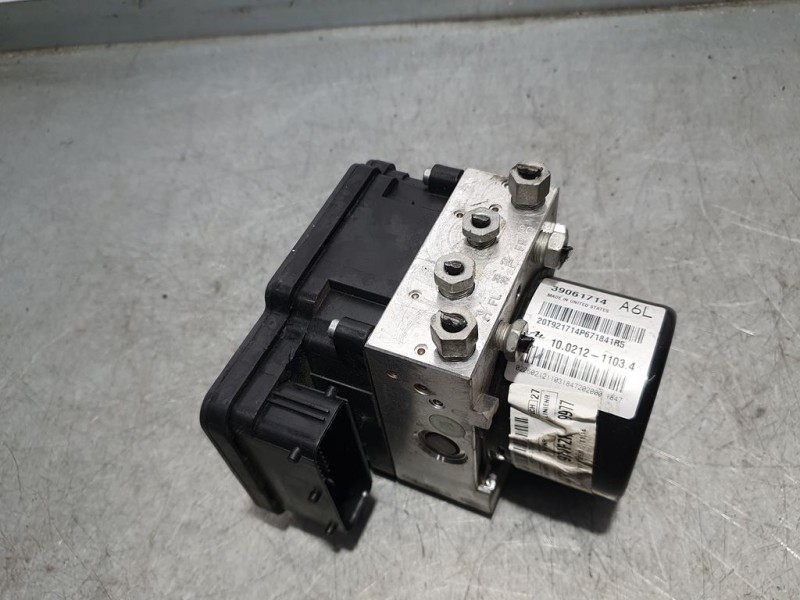 Recambio de abs para opel zafira tourer excellence referencia OEM IAM 39061714 10021211034 ATE
