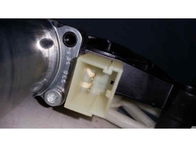 Recambio de elevalunas trasero izquierdo para audi a3 sportback (8va) ambiente referencia OEM IAM  2 PINS ELECTRICO